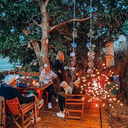 Villa Cece's *